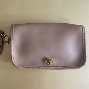 Vintage Coach Pocket Purse #9755 (Putty)
